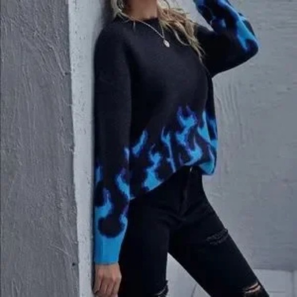 SHEIN Oversized Sweater Crewneck Pullover Flame Print Black Blue Size Small - Picture 16 of 16